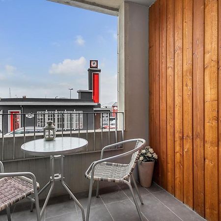 Sunny Apartment - By The Sea In City Center Reykjavik Bagian luar foto