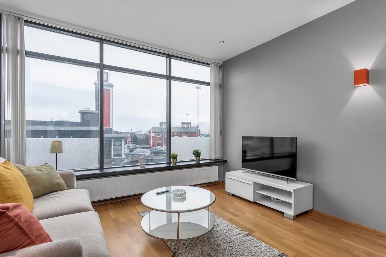 Sunny Apartment - By The Sea In City Center Reykjavik Bagian luar foto
