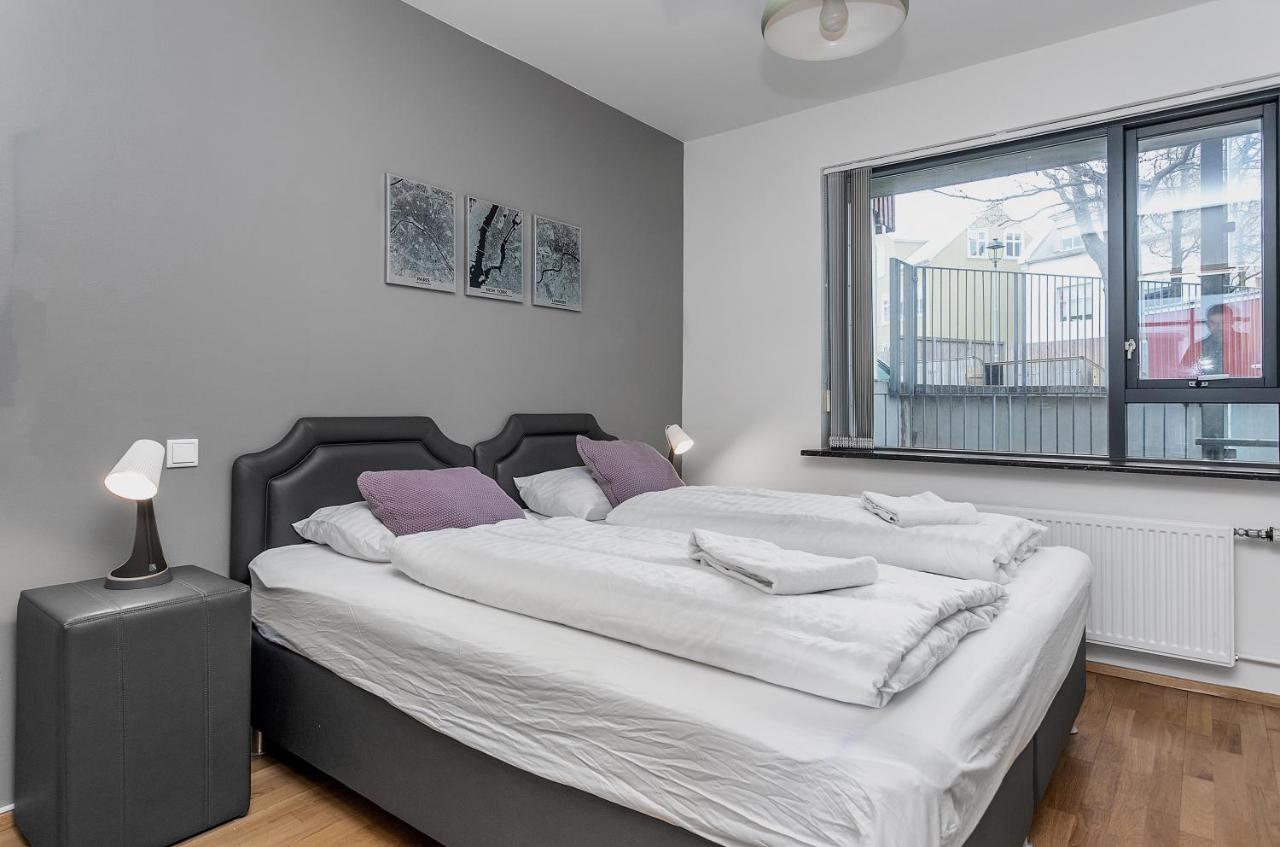 Sunny Apartment - By The Sea In City Center Reykjavik Bagian luar foto